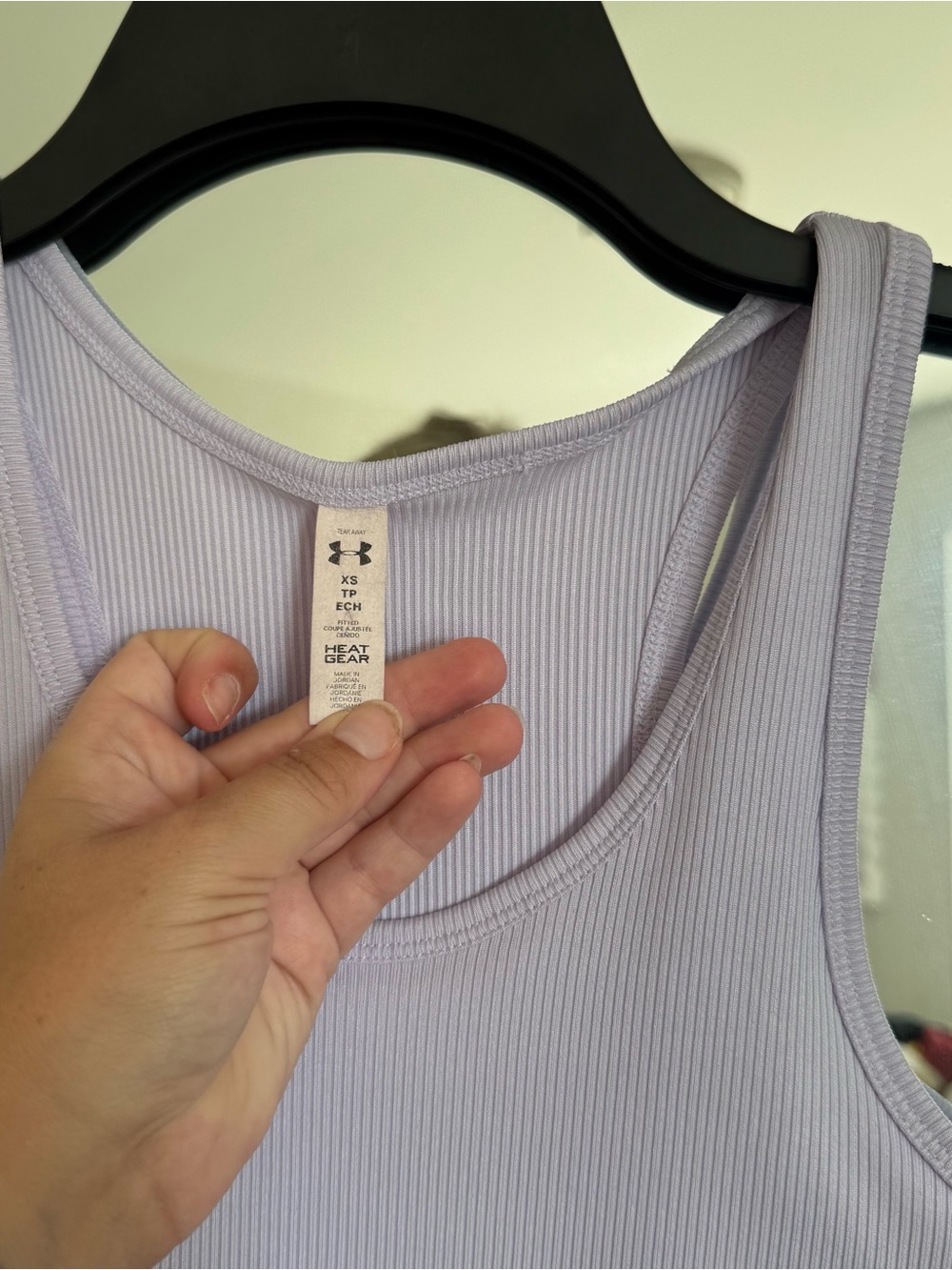 Under Armour Light Ribbed Tank - Picture 3 of 4